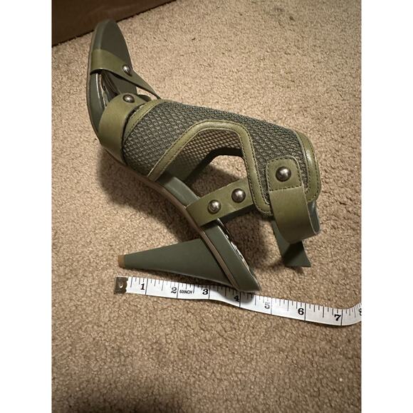 Kenneth Cole Reaction | High heel Mesh Sandals Size 8.5 - Picture 11 of 11